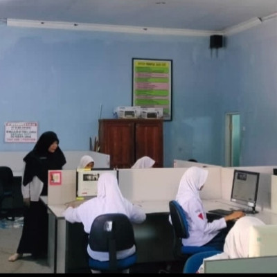 Jelang ANBK Utama, MTsN 4 Sinjai Gelar Gladi Bersih