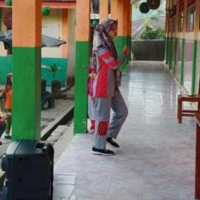 Agar Badan Tetap Bugar dan Sehat, MIS Serre Aktifkan Program SKJ Setiap Hari Jumat