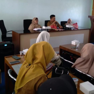 Guru MTsN 5 Bulukumba Mengikuti Sosialisasi PHBS dan (UKS) di Aula Dinkes Kabupaten  Bulukumba