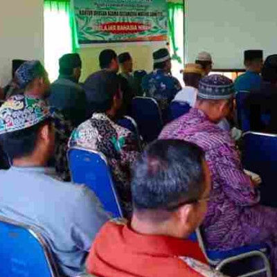 Kukuhkan Nilai-Nilai Islam Tema Pengajian Bulanan KUA Watang Sawitto  untuk Pegawai Syara dan Takmir Masjid