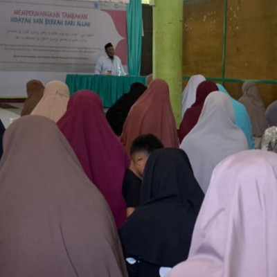 MAS Darul Istiqamah Bulukumba Adakan Pengajian Terbuka dengan Tema Berkah Itu Multiguna