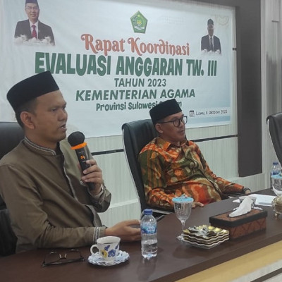 Rapat Evaluasi Anggaran Kemenag Sulsel, Kabid PD. Pontren Paparkan Kesiapan Pelaksanaan Hari Santri 2023.