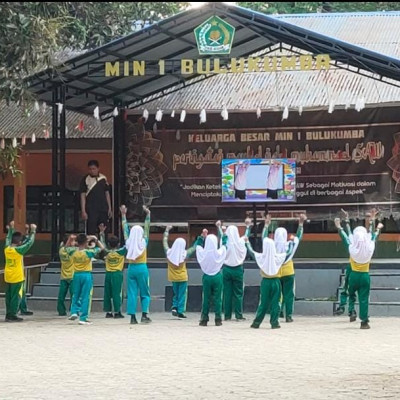 Asah Kemampuan Motorik Peserta Didik,  Guru PJOK MIN 1 Bulukumba Aktualisasi Pembelajaran di Luar Kelas