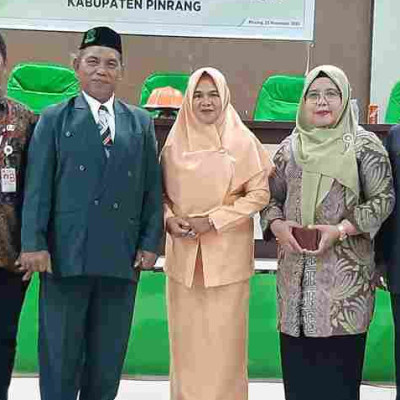 Ketua DWP Kemenag Pinrang, Nuraedah Irfan Hadiri Pelantikan Kepala MTsN Pinrang