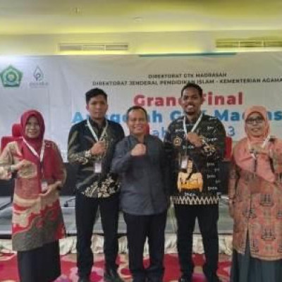 Zakiah dan Fatmawati Asal Sinjai Melaju Grand Final Anugerah Guru Nasional Tahun 2023