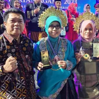 Perjalanan Luar Biasa: Zakiah dan Capaiannya dalam Kompetisi Anugrah GTK Madrasah 2023