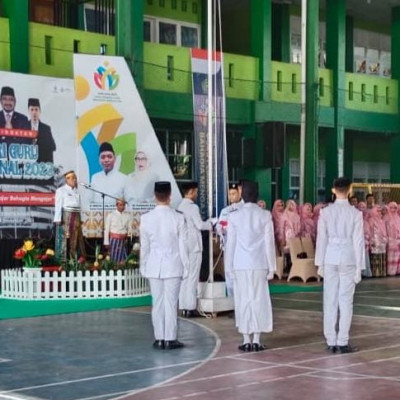 Upacara HGN 2023 Kemenag Sulsel Tingkat Provinsi  Dilaksanakan Di MAN 2 Makassar