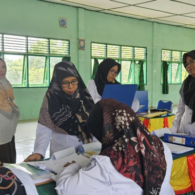 Tim Penilai Kinerja Kepala Madrasah Inspeksi di MAN 2 Kota Parepare