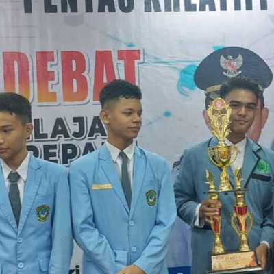 Debar Debut Debat Pelajar MAN 2 Kota Parepare Raih Juara II