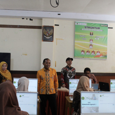 Irman Pantau Langsung Pelaksanaan Ujian Kompetensi Jabatan Pelaksana ASN di MAN 2 Kota Makassar