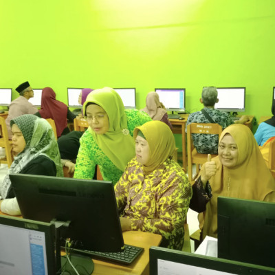 Antusias Ikuti Sosialisasi e-KINERJA, Kamad MAN 1 Kota Makassar Harapkan Ini