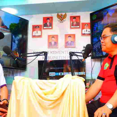 Kakan Kemenag Pinrang dan Tana Toraja Mengusung Tema Moderasi Beragama dalam Podcast Bersama di Stand Expo HAB 78 Kemenag