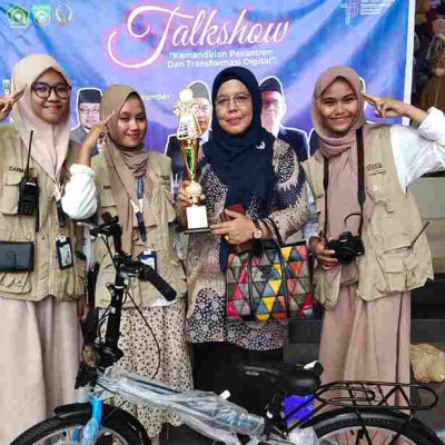 Crew Lentera MAN Pinrang dapatkan Sepeda Talkshow Expo Program Perioritas