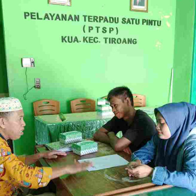 Konsultasi Pernikahan Bersama Penghulu KUA Tiroang, H. Rahman Hasan