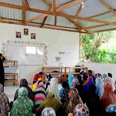 Shalat Dhuhur dan Kultum; Siswa MA Biharul Ulum Ma’arif Tingkatkan Ketaqwaan