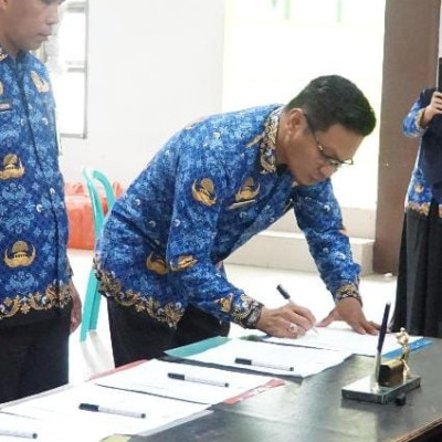 Awal Tahun, Pejabat Lingkup Kemenag Gowa Tandatangani Perkin dan Pakta Integritas