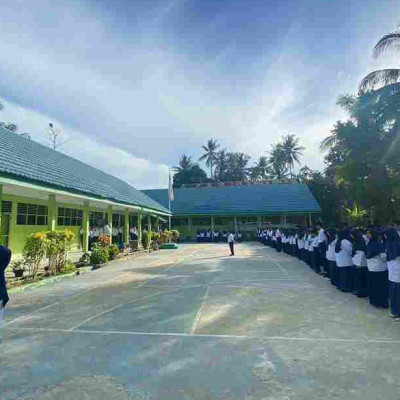 Wakamad Kesiswaan MTsN Pinrang, Hasyim Sampaikan Hal Penting pada Upacara Bendera