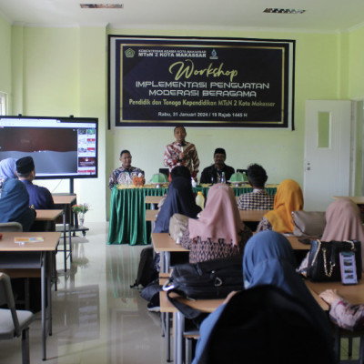 Harmoni Pendidikan: Workshop Moderasi Beragama MTsN 2 Kota Makassar Pupuk Kesadaran Bersama
