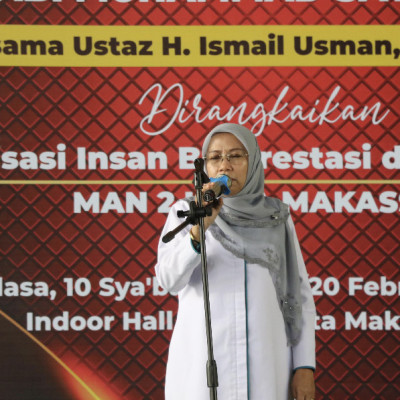 MAN 2 Kota Makassar Peringati Isra Mikraj dirangkaikan Madrasah Award 