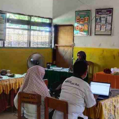 Pendampingan Pengawas Madrasah di MTs DDI Tuppu Untuk Tingkatan Kompetensi Guru
