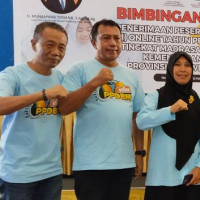 Dari Makassar, Kepala MIN 1 Bone Kirimkan Sinyal Kesiapan Pelaksanaan PPDBM Online