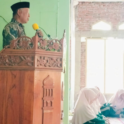 Kepala  KUA Kecamatan Amali Berikan Sambutan Hangat pada Peringatan Isra Mi'raj