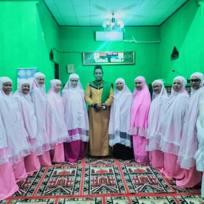 Penyuluh Agama Islam KUA Kecamatan Amali Menginspirasi Melalui Ceramah Isra Mi'raj
