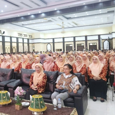 Hj. Saidah Ali Yafid Undang Pengurus Inti DWP Kemenag Se-Sulsel Ikut Rakerwil di Sudiang