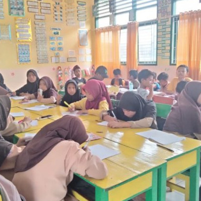 Persiapan Cermat: Siswa MIN 2 Bone Bersemangat Ikuti Bimbingan Asesmen Madrasah