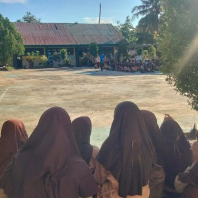 Semangat Solidaritas: Siswa Kelas VI Berikan Dukungan Penuh pada Acara Reward Para Hafidz Qur'an