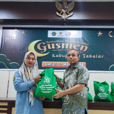 Festival Ramadhan, Kemenag Takalar Bagikan  1.750 Paket Sembako Untuk Dhuafa