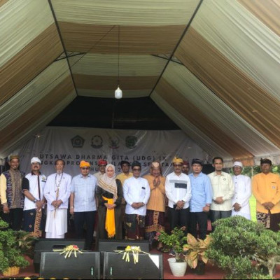 Hadiri Pembukaan Utsawa Dharma Gita IX Tingkat Provinsi, Kakanwil Ajak Umat Hindu Tingkatkan Kerukunan