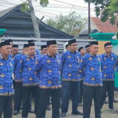 Kepala KUA Kecamatan Wattang Pulu Hadiri  Upacara Bendera, Doa Bersama, Dan Halal Bi Halal