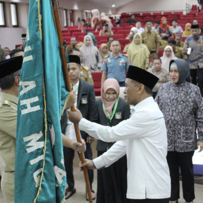 Wali Kota Makassar Lepas Kafilah kota Makassar dengan Optimisme Juara Umum MTQ XXXII"