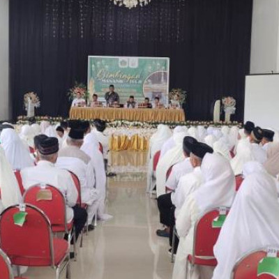 Asisten 2 Buka Bimbingan Manasik Haji Kabupaten Luwu