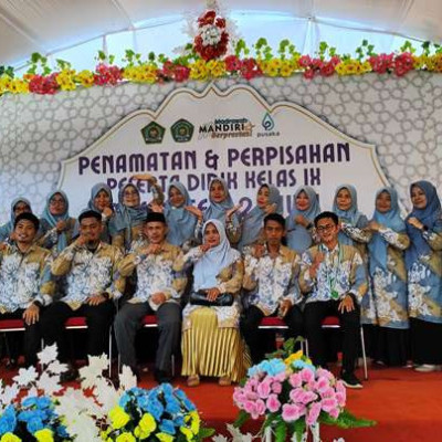 MTs Negeri 2 Luwu Sukses Gelar Acara Penamatan dan Perpisahan Kelas IX