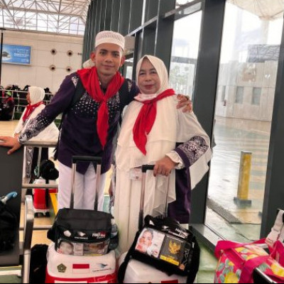 Jemaah Haji Kloter 4 Upg Asal Sinjai Makassar Tiba di Bandara Internasional Jeddah