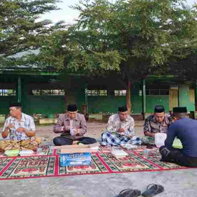 Pondok Pesantren Darul Qur'an At'Taqwa DDI Jampue Gelar Buka Puasa Bersama