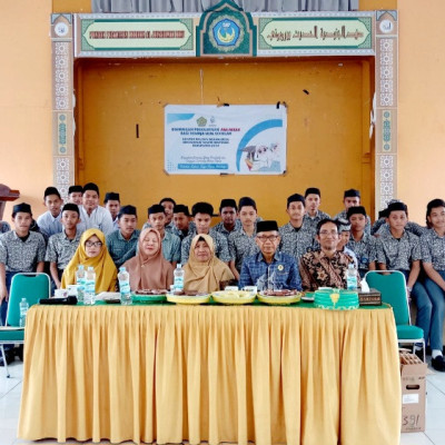 Penyuluhan Di MA Al-Junaidiyah Biru, Santri Diminta Tetap Fokus Belajar