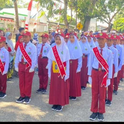 MIN 8  Ikut Serta dalam Lomba Gerak Jalan Tingkat Kab. Bone