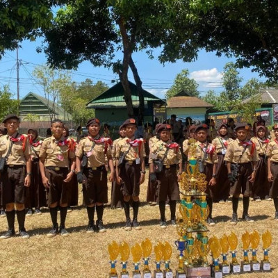 13 Medali, Zhombie Scout MTsN Gowa Juara Umum Perkemahan Rindam VII Wirabuana