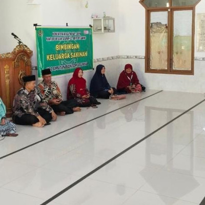 Jemput Bola, Penyuluh Agama Lakukan Bimbingan Keluarga di Kampung Sakinah