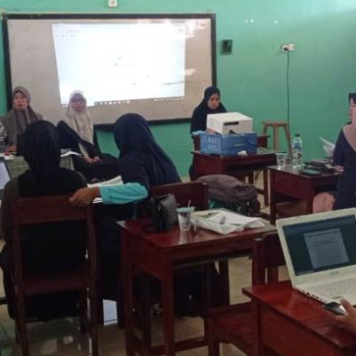 Rapat Penyusunan Perangkat IKM di MTsN 3 Bone 