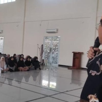 Seminar Career Day, Siapkan Siswa MAN Insan Cendekia Gowa Lanjut Studi Luar Negeri