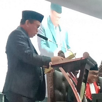 Rusydi Hasyim didaulat Pandu Doa pada Rapat Paripurna dan  Pelantikan Anggota DPRD Luwu Utara