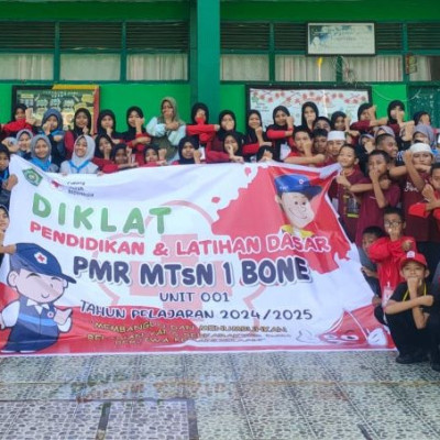 Organisasi PMR MTsN 1 Bone Tumbuhkan Semangat Kemanusian Melalui Diklat