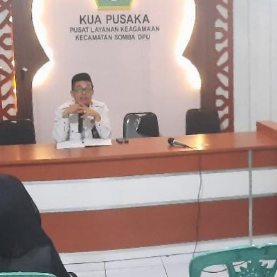 Pimpin Briefing Mingguan, Kepala KUA Somba Opu Bahas Disiplin Pegawai