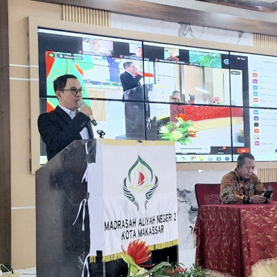 H. Wahyuddin Hakim Bakar Semangat Kontingen Sulsel Menuju KSM Nasional