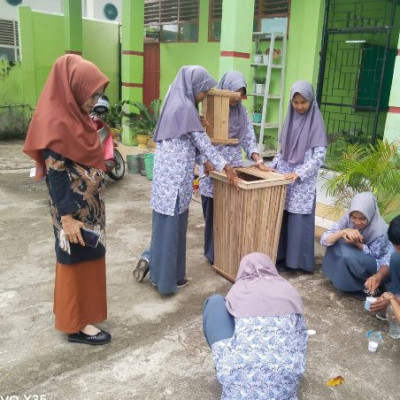 MAN 2 Sinjai Canangkan Bersahabat dengan Sampah