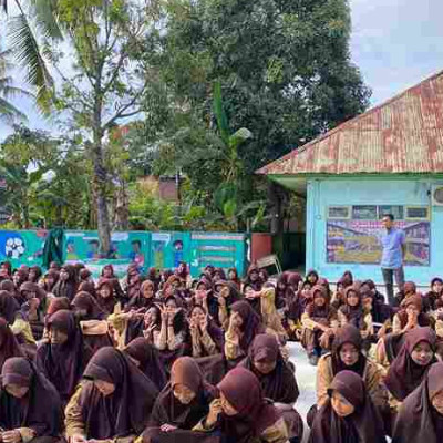 Lantunan Asma Allah dan Shalawat Nabi Menggema di Setiap Sudut MTsN Pinrang